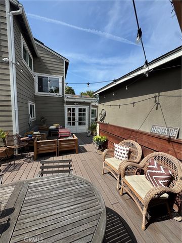 1228 S Helberta Avenue, Redondo Beach, CA 90277