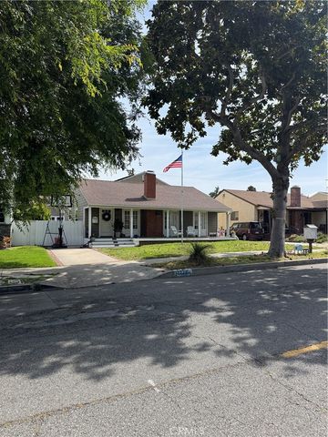 1228 S Helberta Avenue, Redondo Beach, CA 90277
