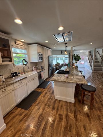 1228 S Helberta Avenue, Redondo Beach, CA 90277