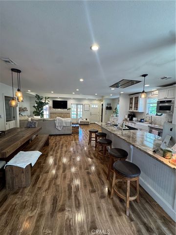 1228 S Helberta Avenue, Redondo Beach, CA 90277