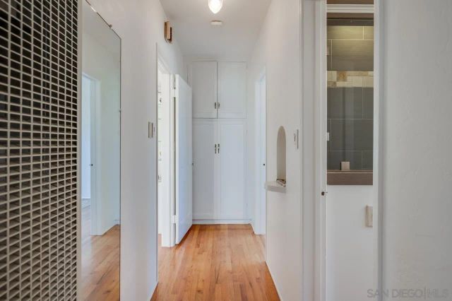 1815 Mission Cliff Dr, San Diego, CA 92116