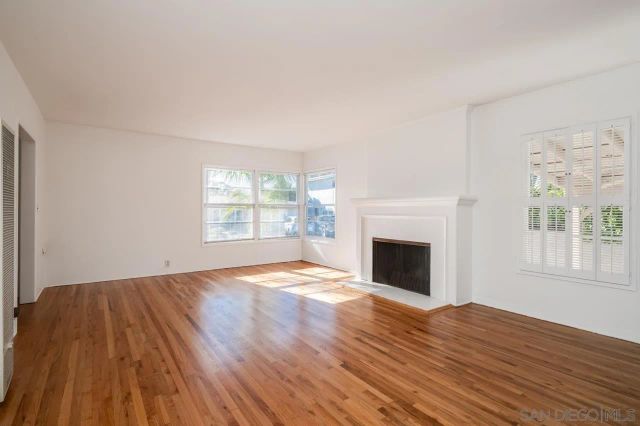 1815 Mission Cliff Dr, San Diego, CA 92116