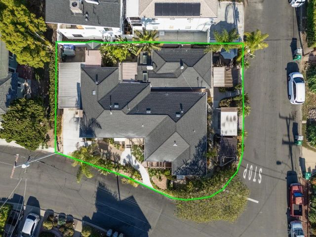 1815 Mission Cliff Dr, San Diego, CA 92116