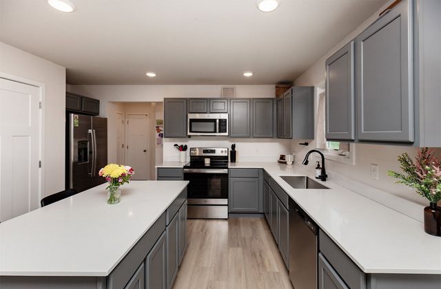 2104 Windcrest Drive, Granger, IA 50109