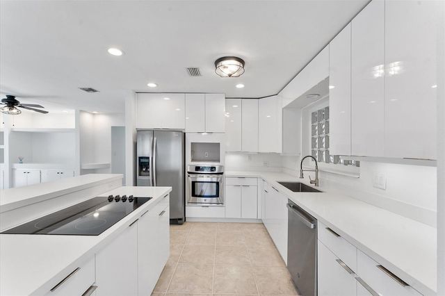 5200 NE 18th Terrace, Fort Lauderdale, FL 33308