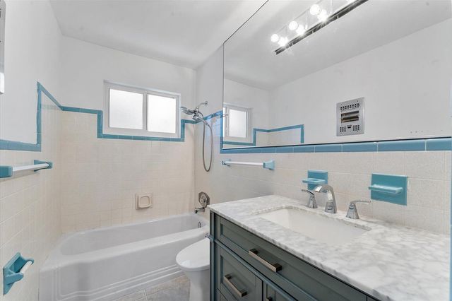5200 NE 18th Terrace, Fort Lauderdale, FL 33308