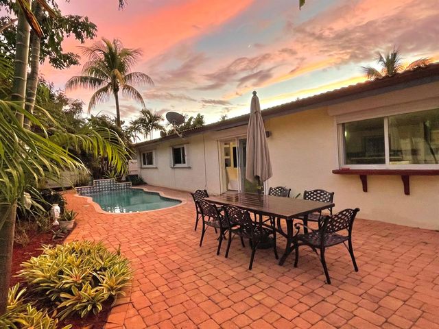 5200 NE 18th Terrace, Fort Lauderdale, FL 33308