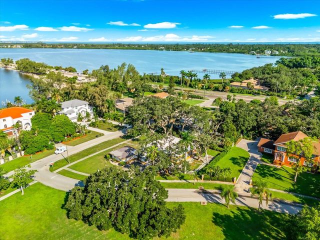507 PALMA SOLA BOULEVARD, Bradenton, FL 34209