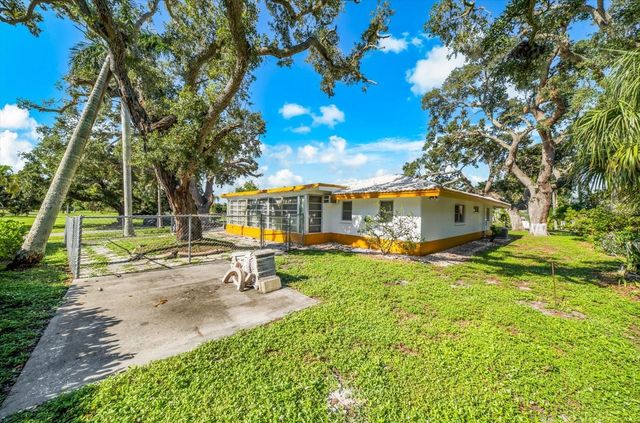 507 PALMA SOLA BOULEVARD, Bradenton, FL 34209