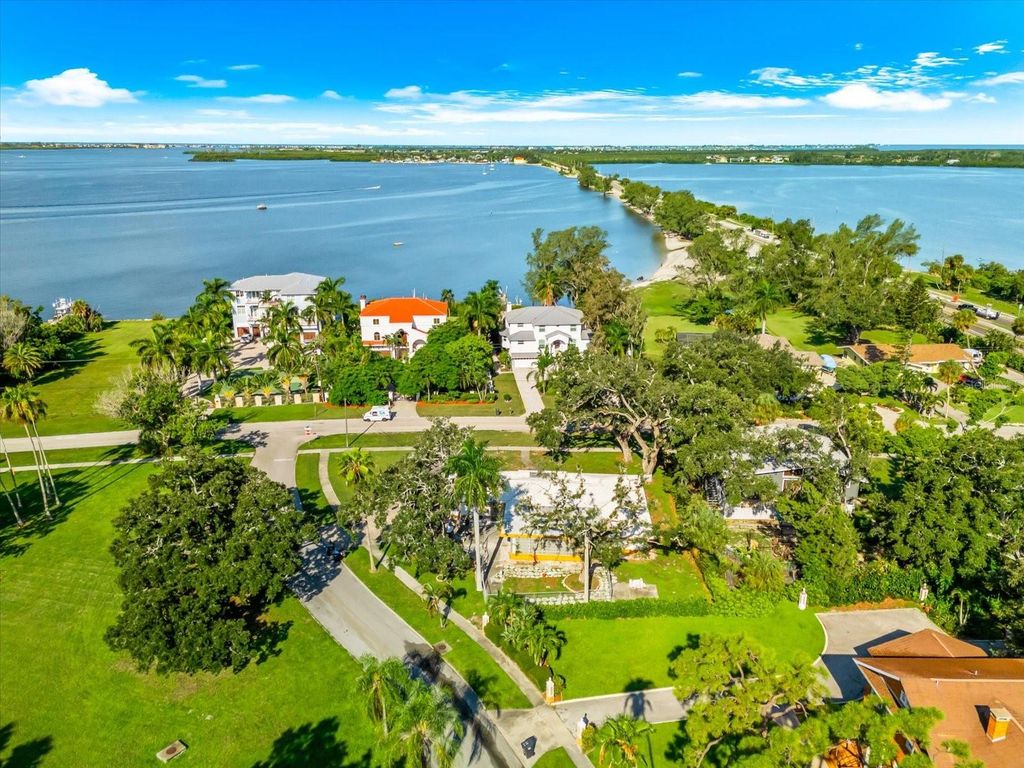 507 PALMA SOLA BOULEVARD, Bradenton, FL 34209