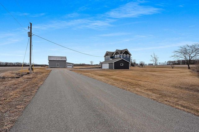 7871 DANTOIN LANE, Sturgeon Bay, WI 54235