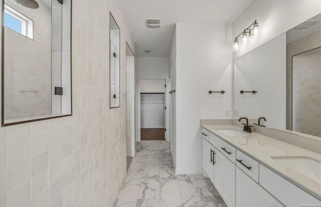 629 DAYFLOWER, New Braunfels, TX 78132