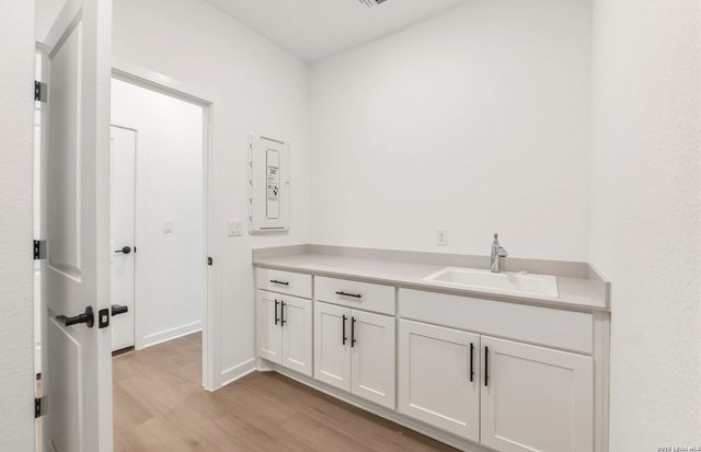 629 DAYFLOWER, New Braunfels, TX 78132