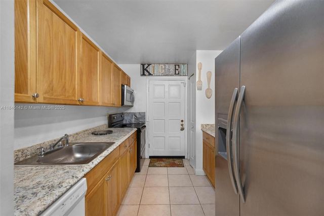 8500 SW 109th Ave 6-112, Miami, FL 33173