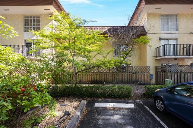8500 SW 109th Ave 6-112, Miami, FL 33173