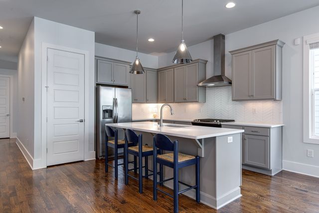 1825B 11th Ave, N, Nashville, TN 37208