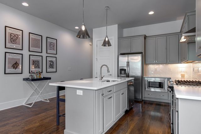 1825B 11th Ave, N, Nashville, TN 37208