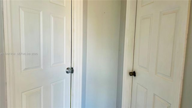18901 NW 77th Ct, Hialeah, FL 33015