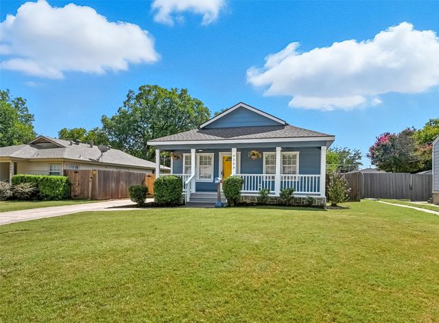 4305 Geddes Avenue, Fort Worth, TX 76107