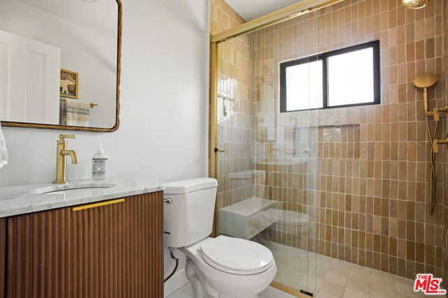 4100 Woodcliff Road, Los Angeles, CA 91403