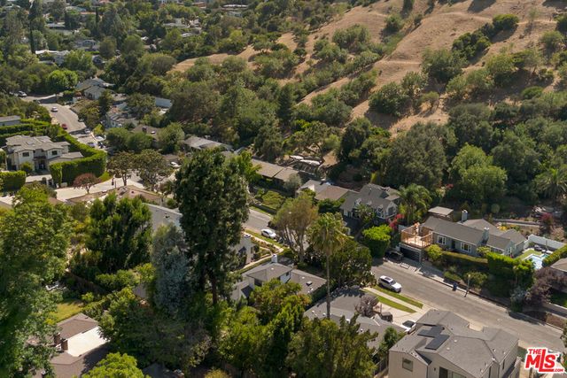 4100 Woodcliff Road, Los Angeles, CA 91403