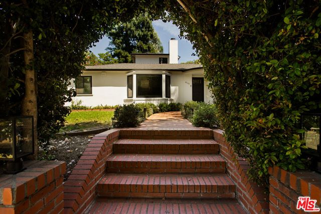 4100 Woodcliff Road, Los Angeles, CA 91403