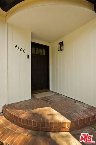4100 Woodcliff Road, Los Angeles, CA 91403