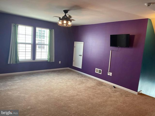 44 TOLLERTON TRL, Falling Waters, WV 25419