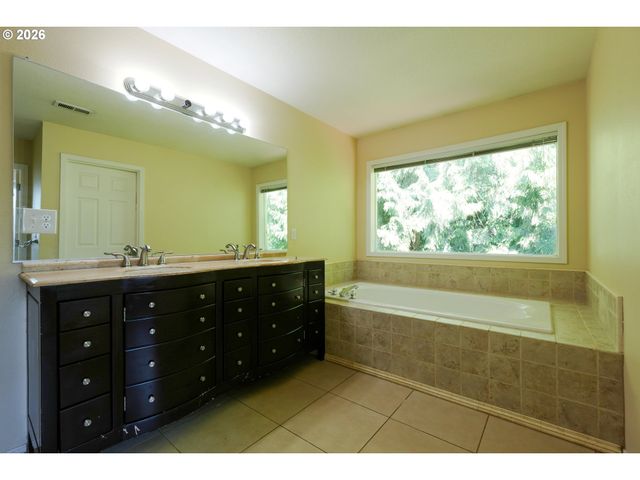 11422 Sw FRENCH GLEN Ct, Wilsonville, OR 97070