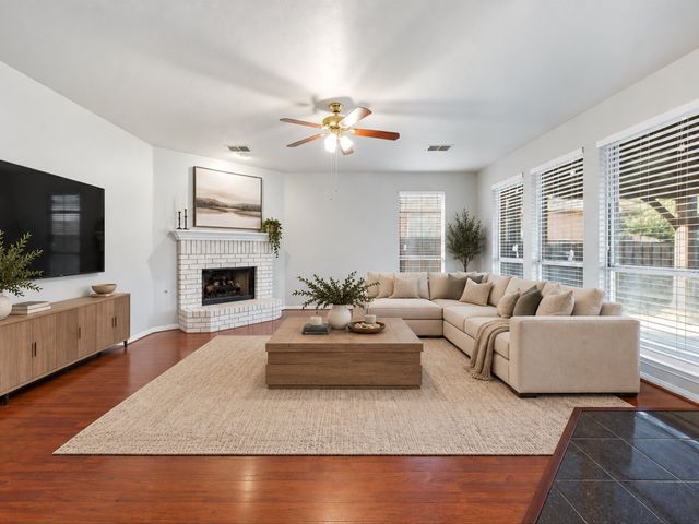 1209 Silverwood Drive, Flower Mound, TX 75028