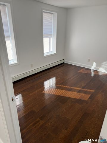 29 Moulthrop Street 1, Ansonia, CT 06401