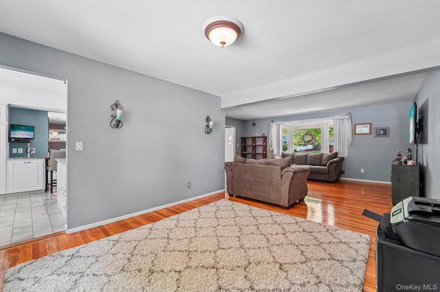 238 Washington Avenue, Tappan, NY 10983