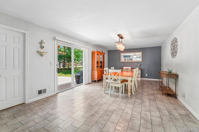 238 Washington Avenue, Tappan, NY 10983