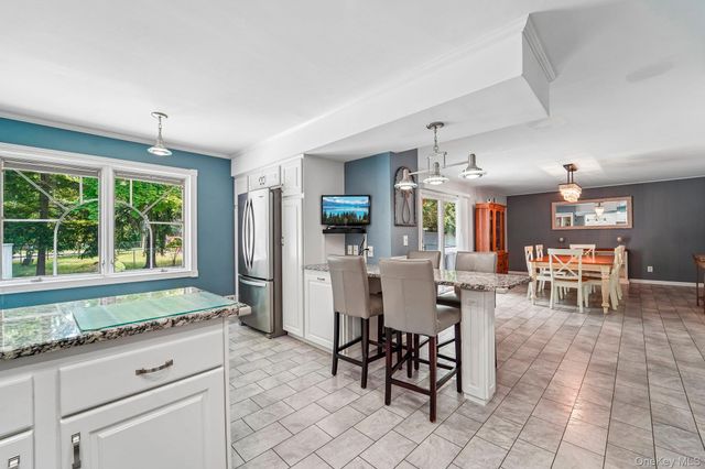 238 Washington Avenue, Tappan, NY 10983