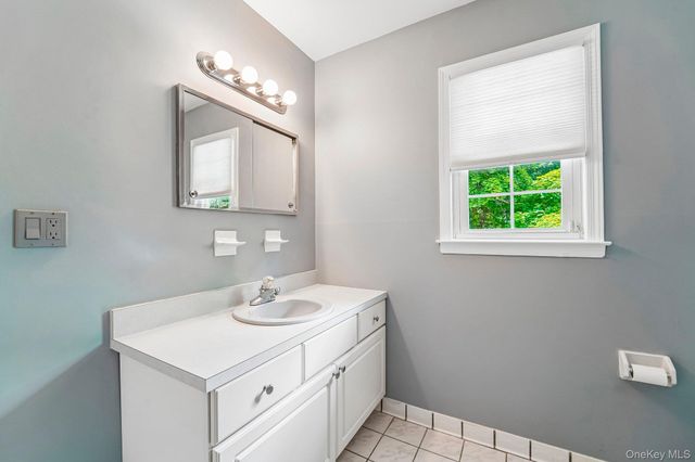 238 Washington Avenue, Tappan, NY 10983
