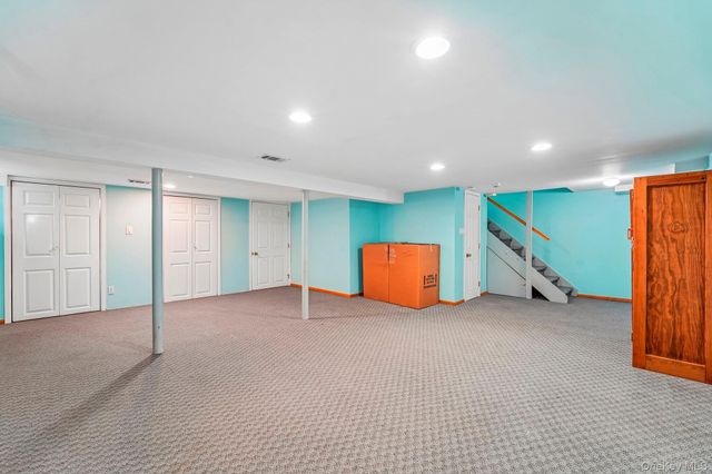 238 Washington Avenue, Tappan, NY 10983