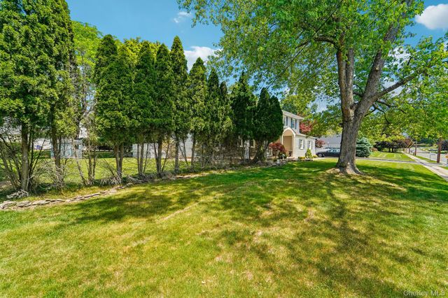 238 Washington Avenue, Tappan, NY 10983