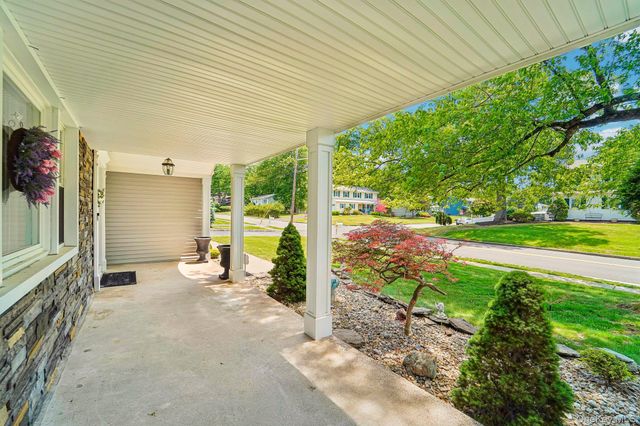 238 Washington Avenue, Tappan, NY 10983