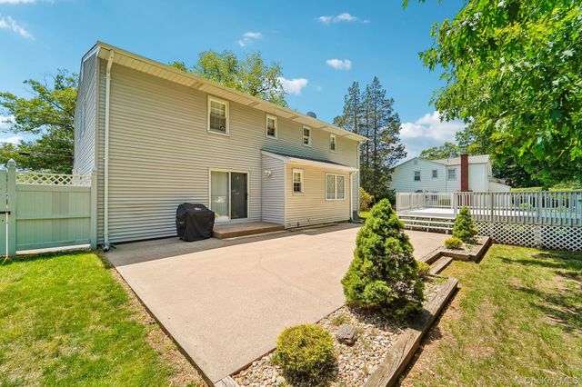 238 Washington Avenue, Tappan, NY 10983