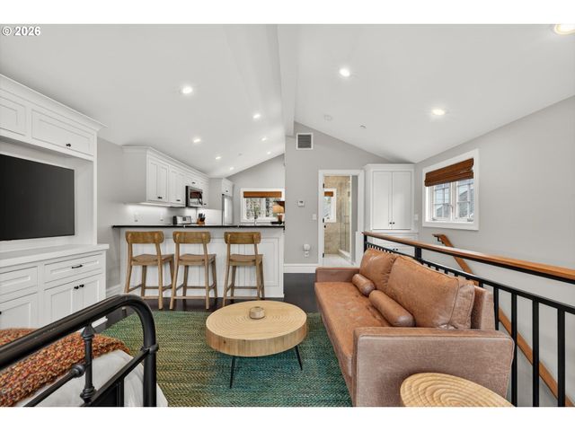 4108 Ne 30TH Ave, Portland, OR 97211