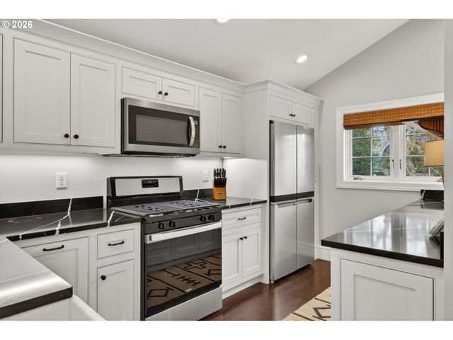 4108 Ne 30TH Ave, Portland, OR 97211