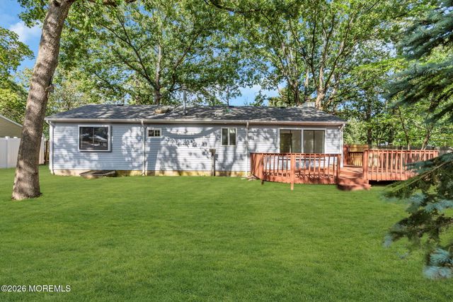 451 Manchester Street, Toms River, NJ 08757