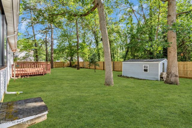 451 Manchester Street, Toms River, NJ 08757