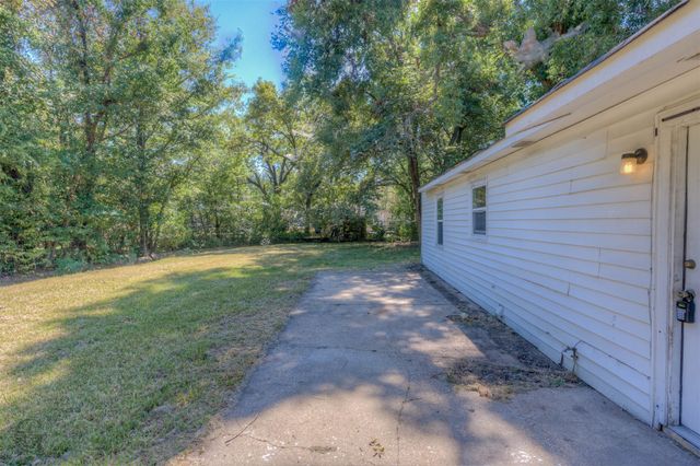 1727 Hickory Street, Shreveport, LA 71108