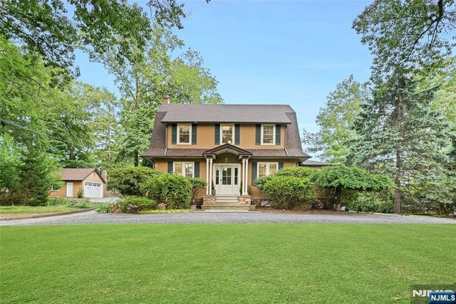 31 4th Street, Park Ridge, NJ 07656