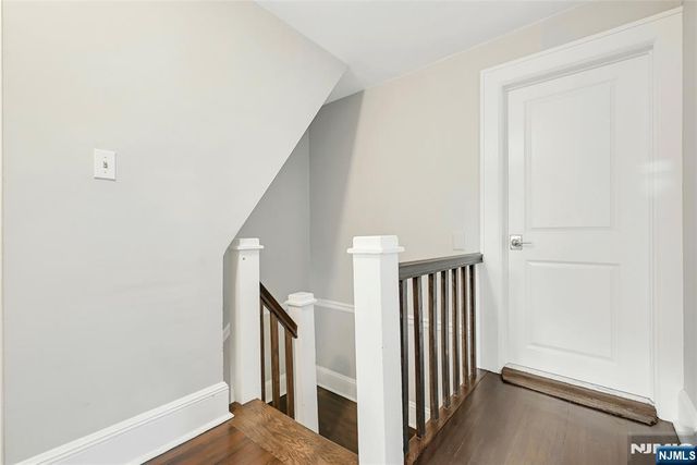 31 4th Street, Park Ridge, NJ 07656