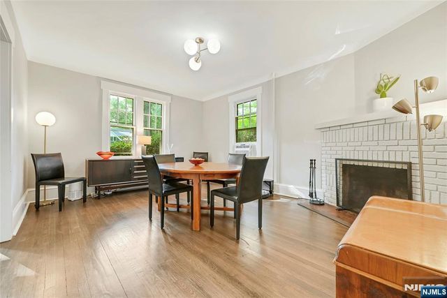 31 4th Street, Park Ridge, NJ 07656
