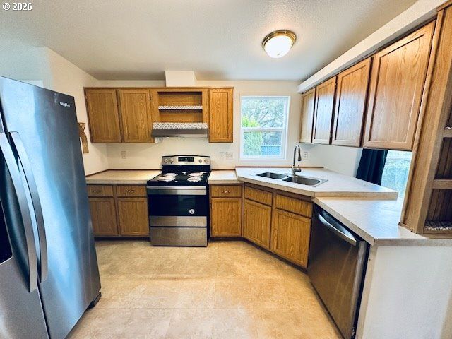 2438 MAIA Loop, Springfield, OR 97477