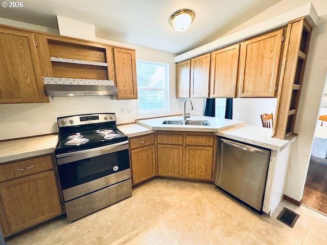 2438 MAIA Loop, Springfield, OR 97477