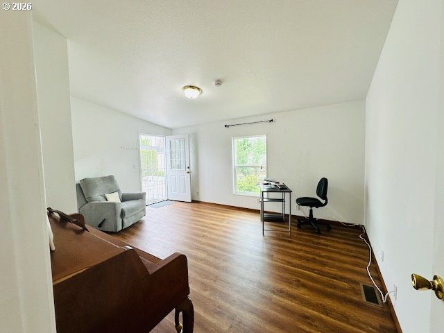 2438 MAIA Loop, Springfield, OR 97477